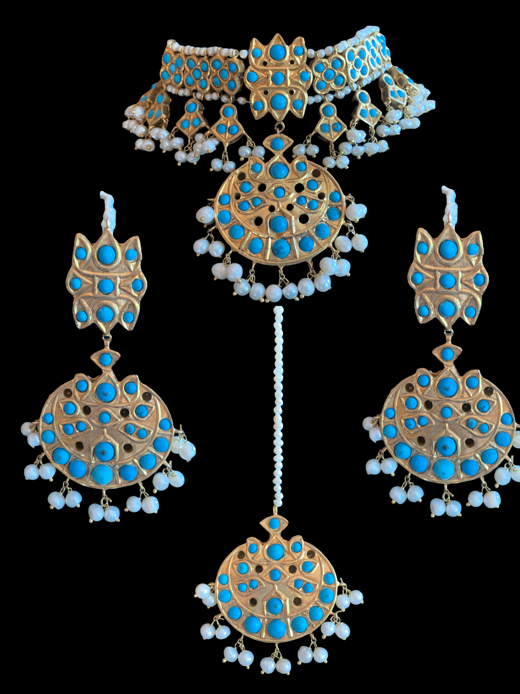 C210 Reza feroza choker set in fresh water pearls ( SHIPS IN 2 WEEKS  )