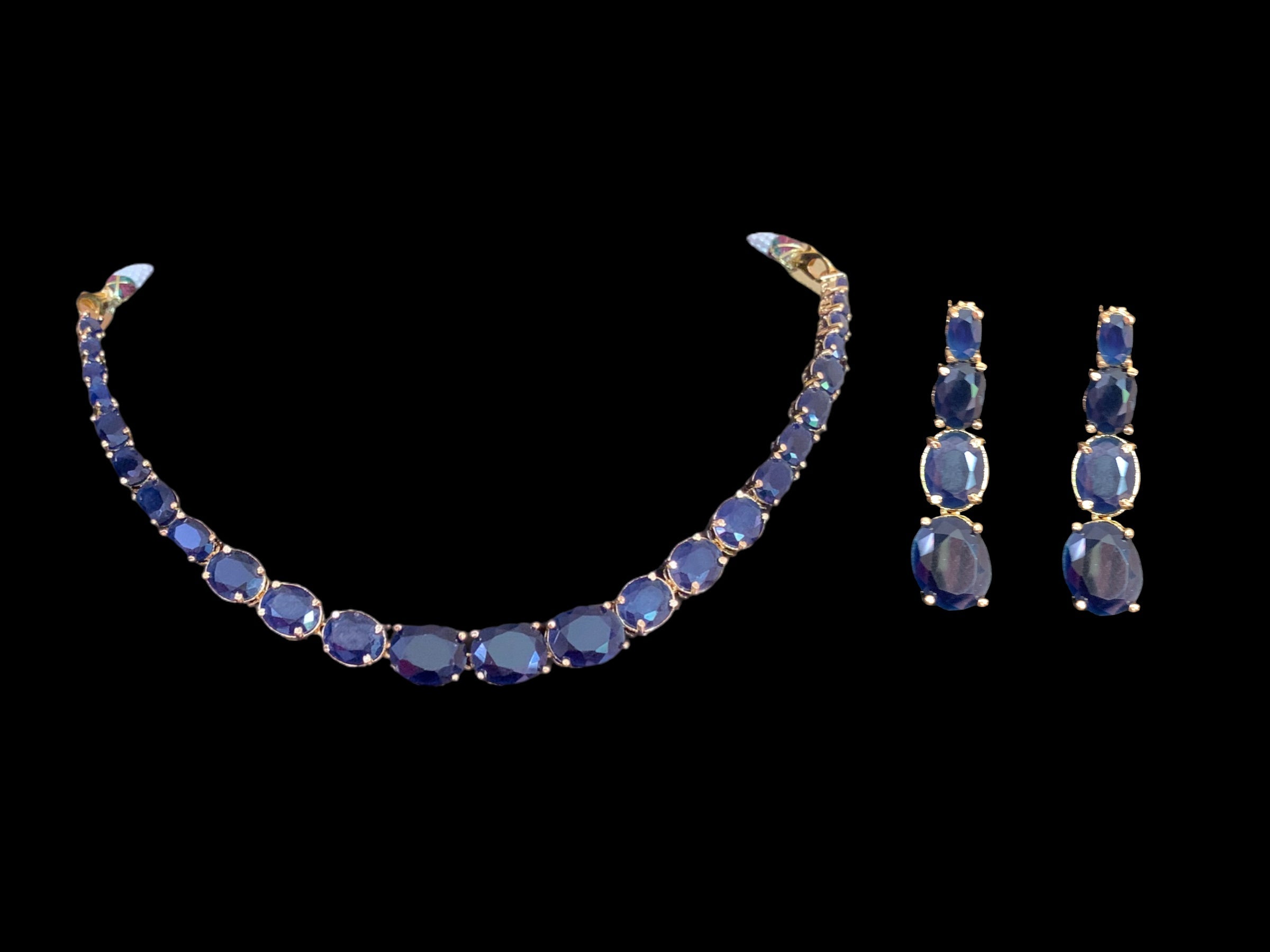 Gold plated short necklace set ( READY TO SHIP)