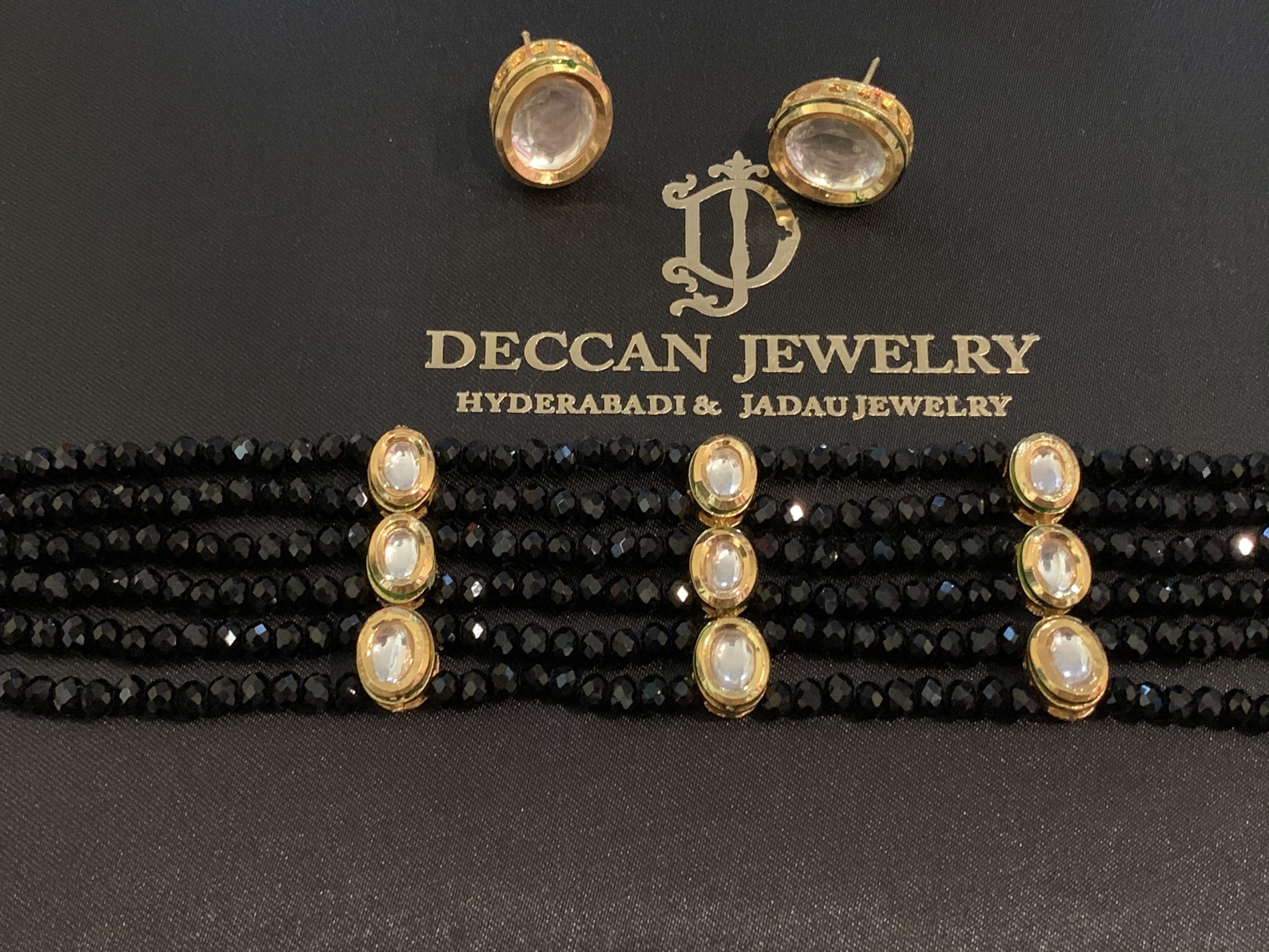 C202 Shadma choker set ( SHIPS IN 4 WEEKS )