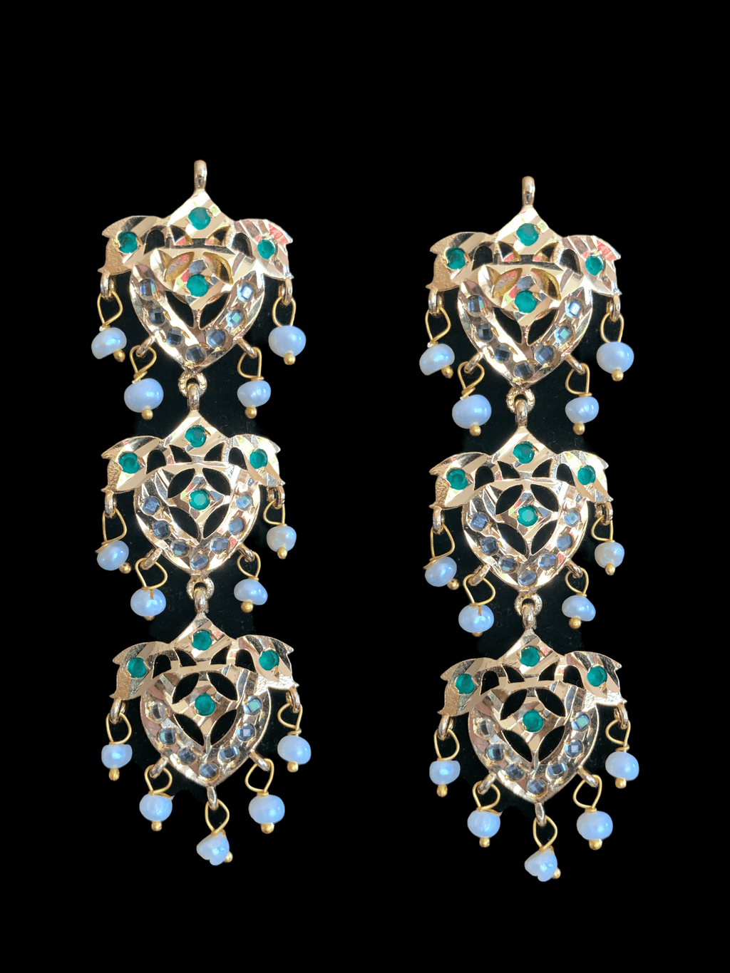 SAT9 Talia  satlada in fresh water pearls - green   (READY TO SHIP)