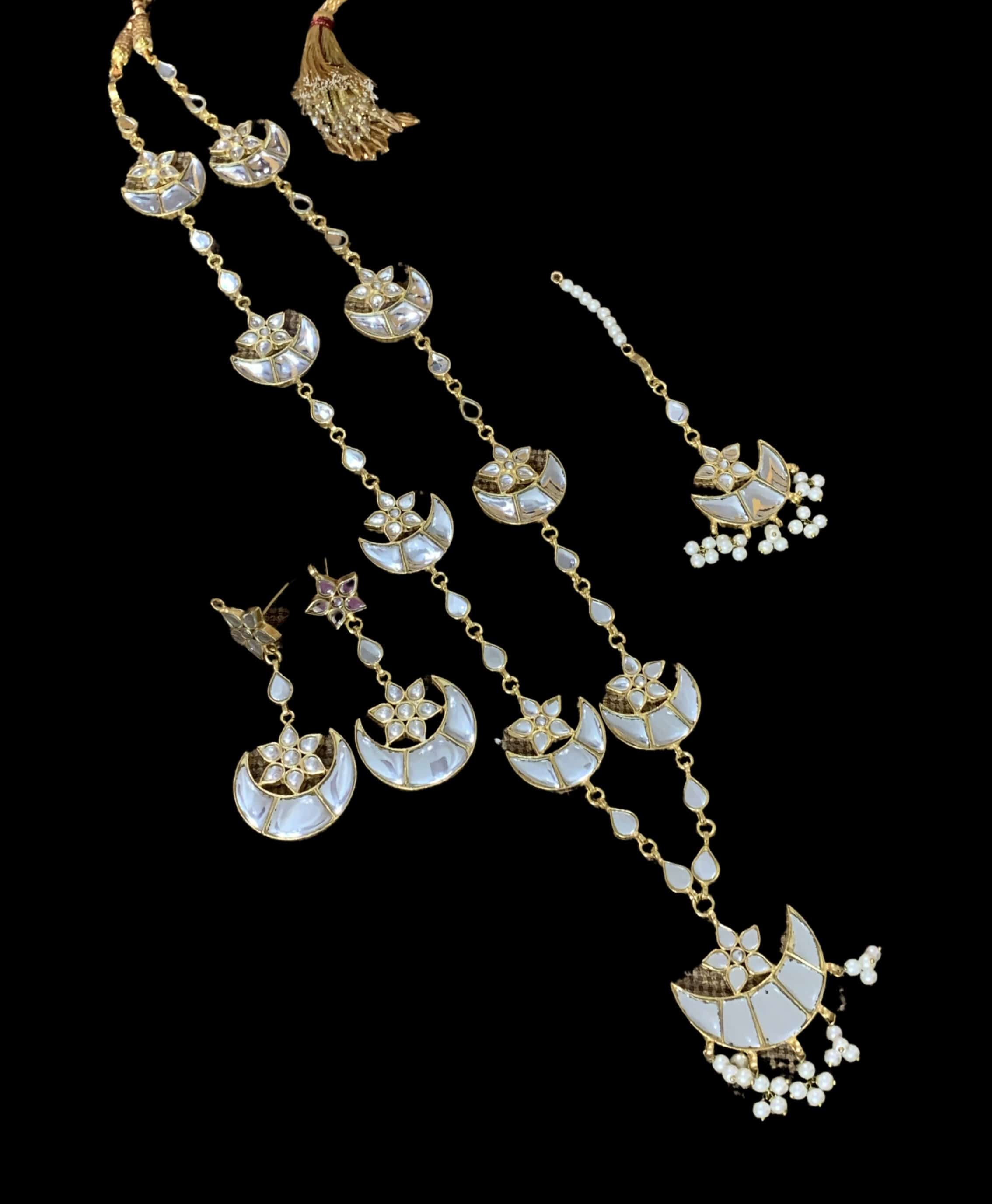 Niswa long necklace ( SHIPS IN 3 WEEKS  )