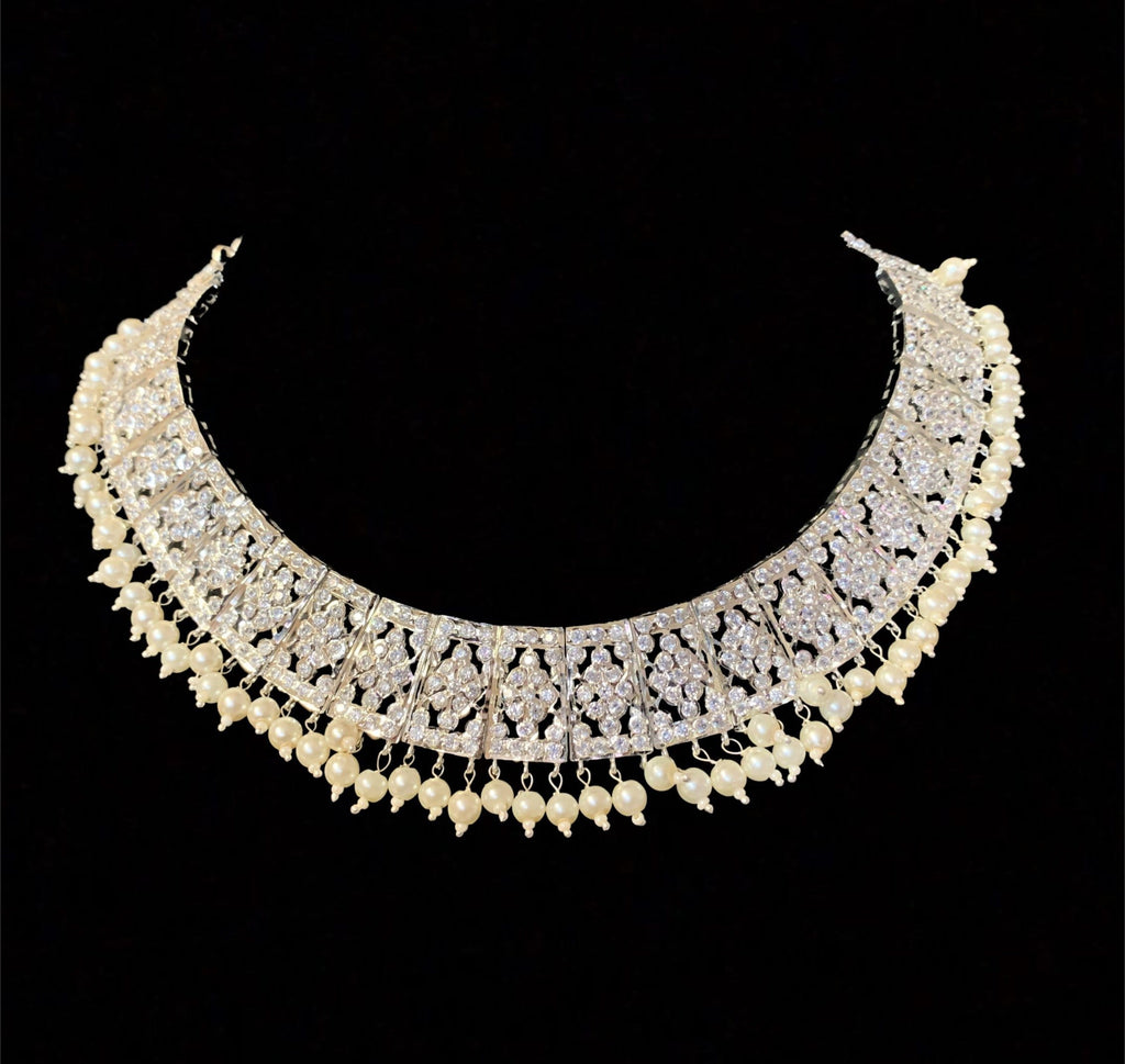 BR86 Amira bridal set  ( SHIPS IN 3 WEEKS )