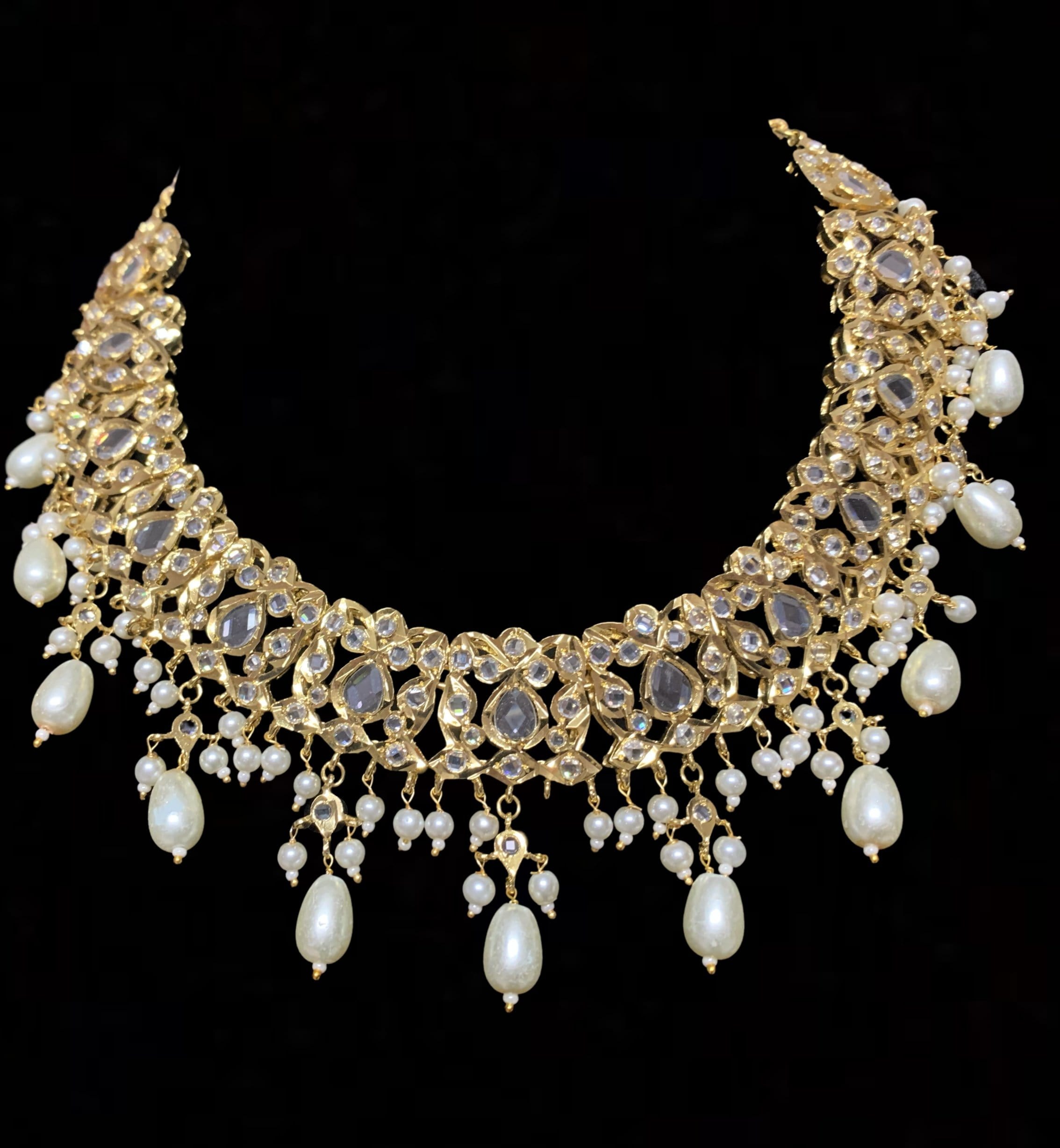 Smitha necklace set  in pearls  (SHIPS IN 1 WEEK )