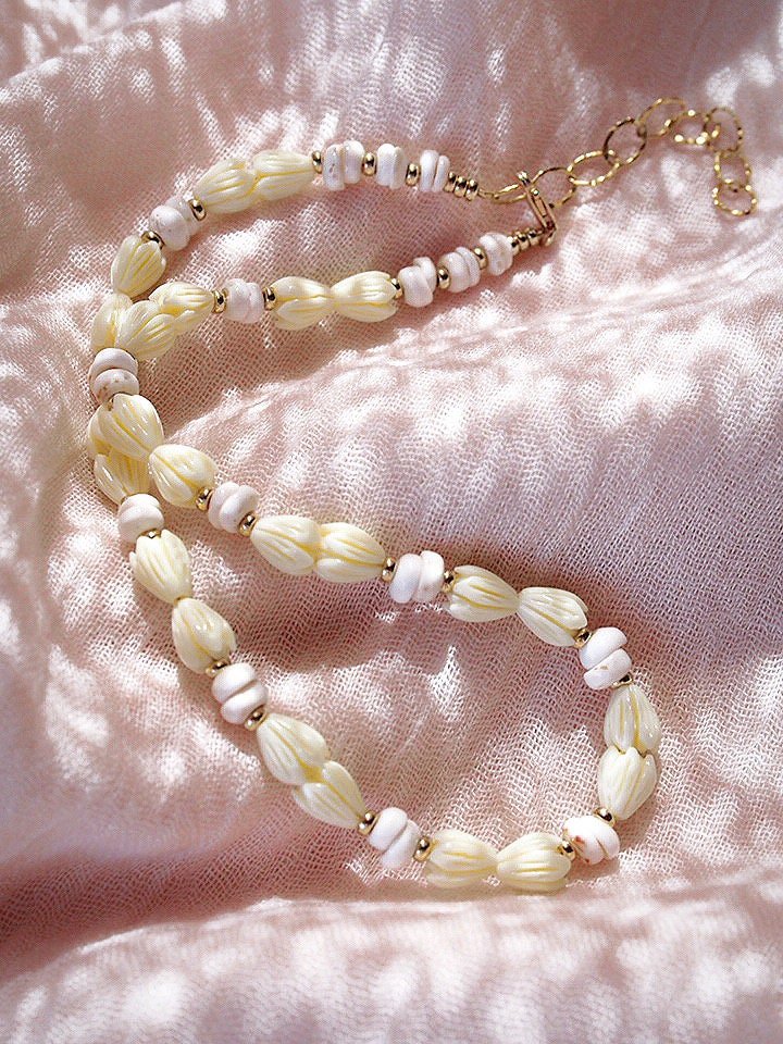 Pikake Puka Shell Necklace - Me'e