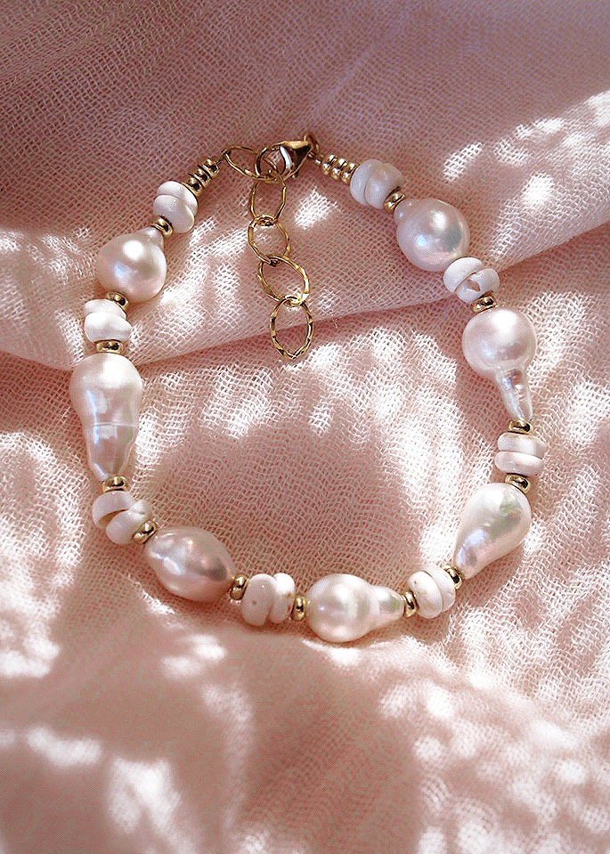 Gold Puka Baroque Pearl Bracelet - Kakahi
