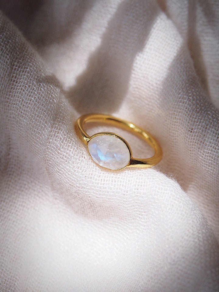 Rose Cut Rainbow Moonstone Ring - Hokulani