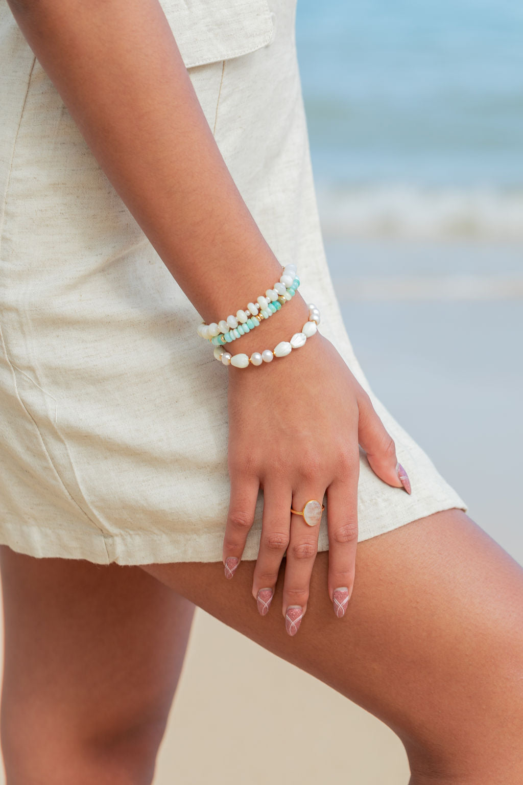 White Pearl and Pikake Bracelet - Momilani