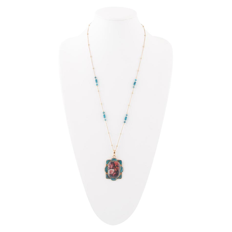 Scenic Red Florals Blue Apatite Golden Pendant Necklace
