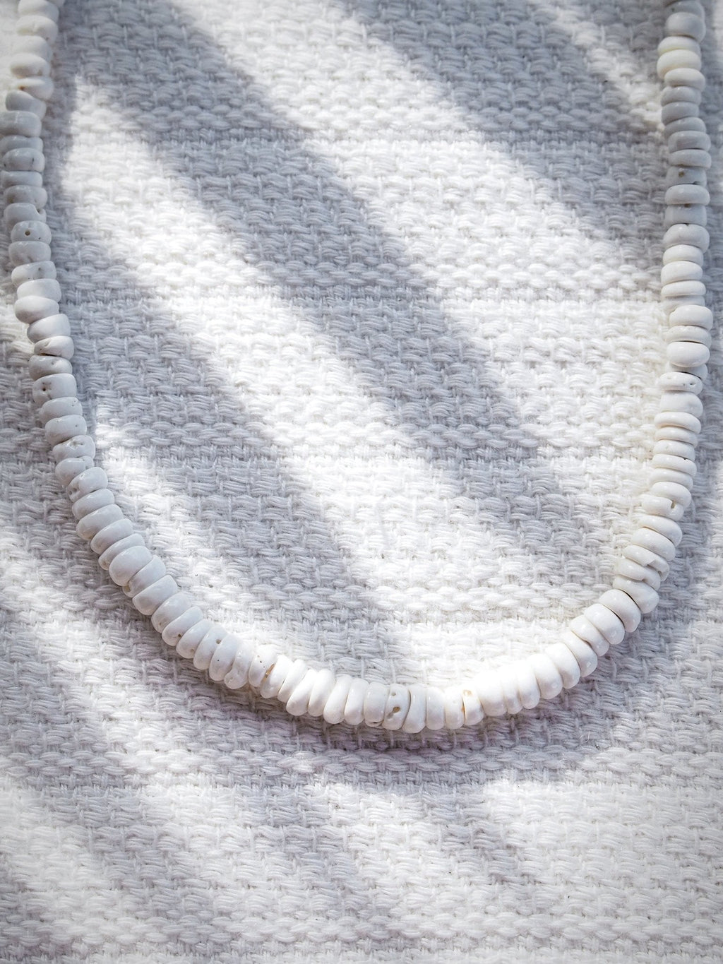 Unisex Men's Puka Shell Necklace - Kealani