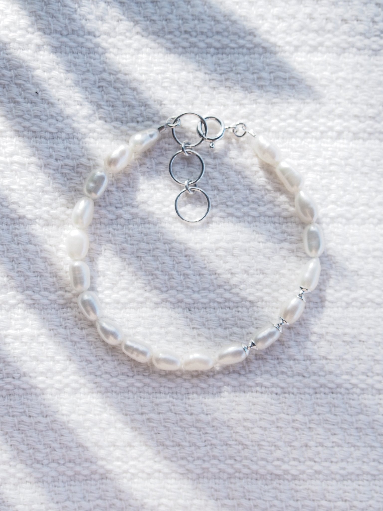 Unisex Men's White Pearl Bracelet - Makoa