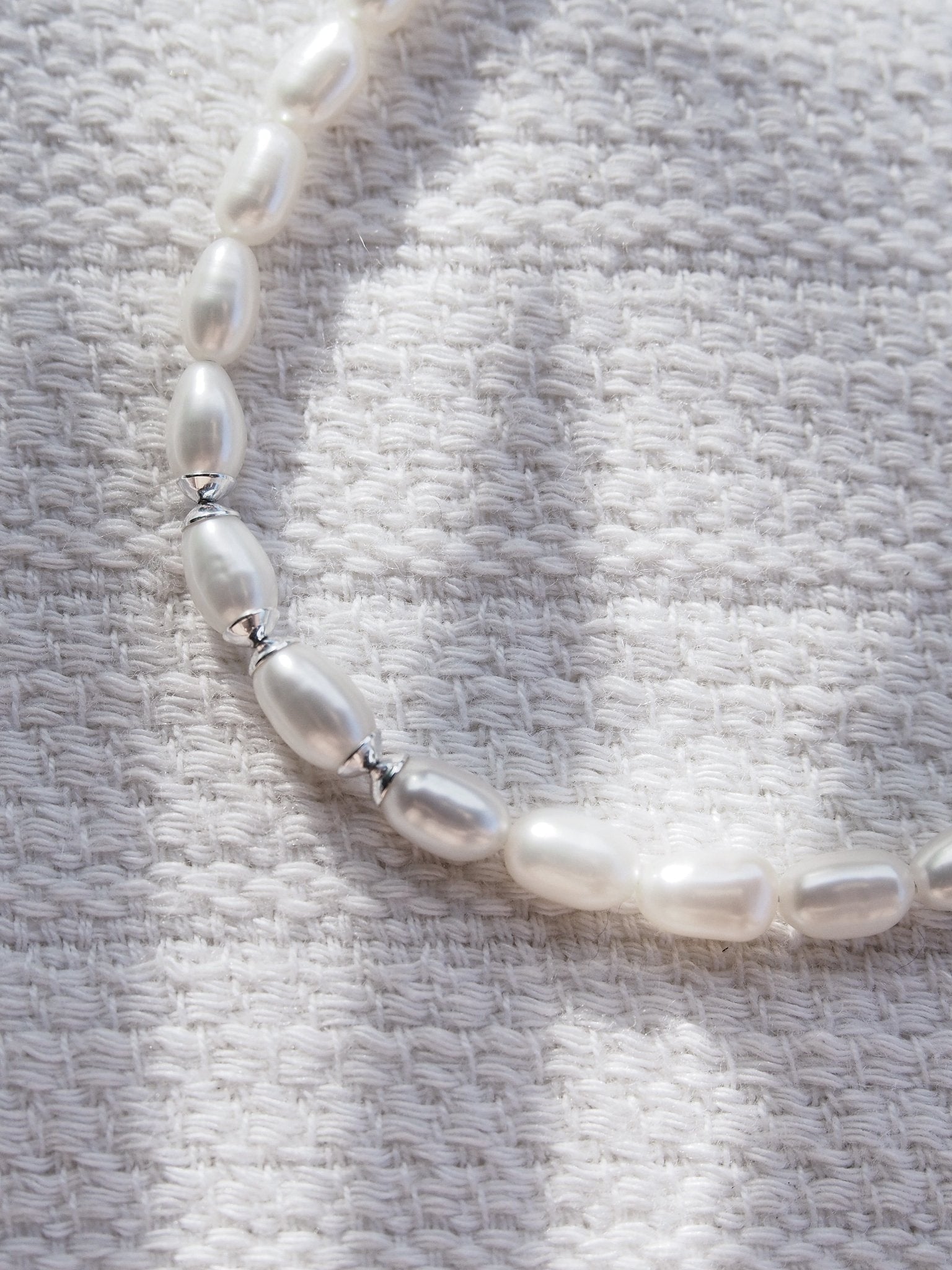 Unisex Men's White Pearl Necklace - Makoa