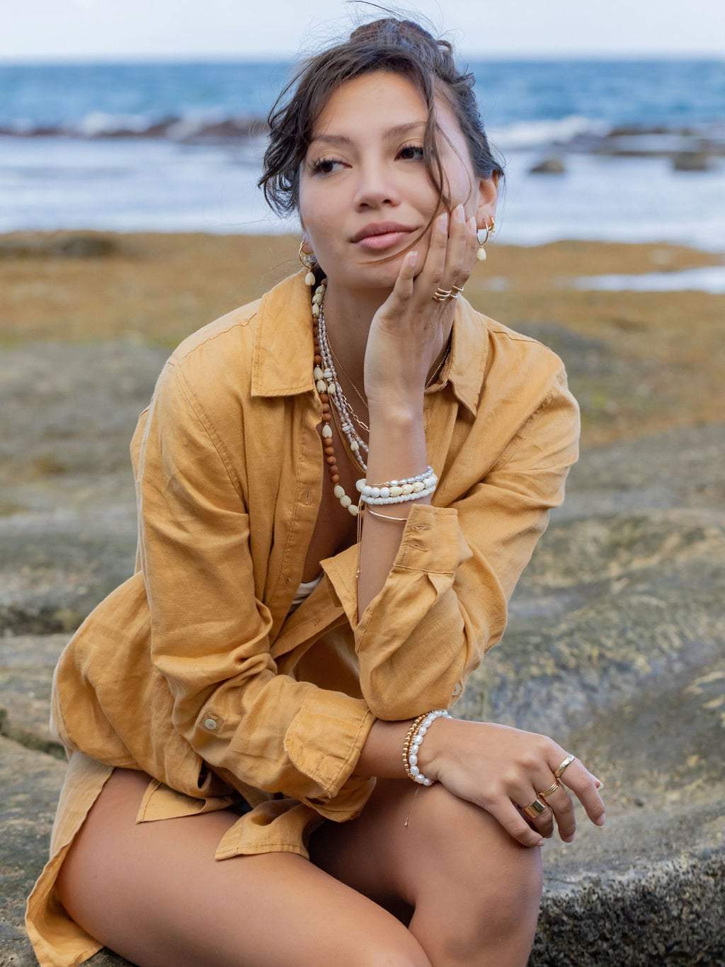 White Turquoise Pikake Flower Bead Bracelet - Hakumele