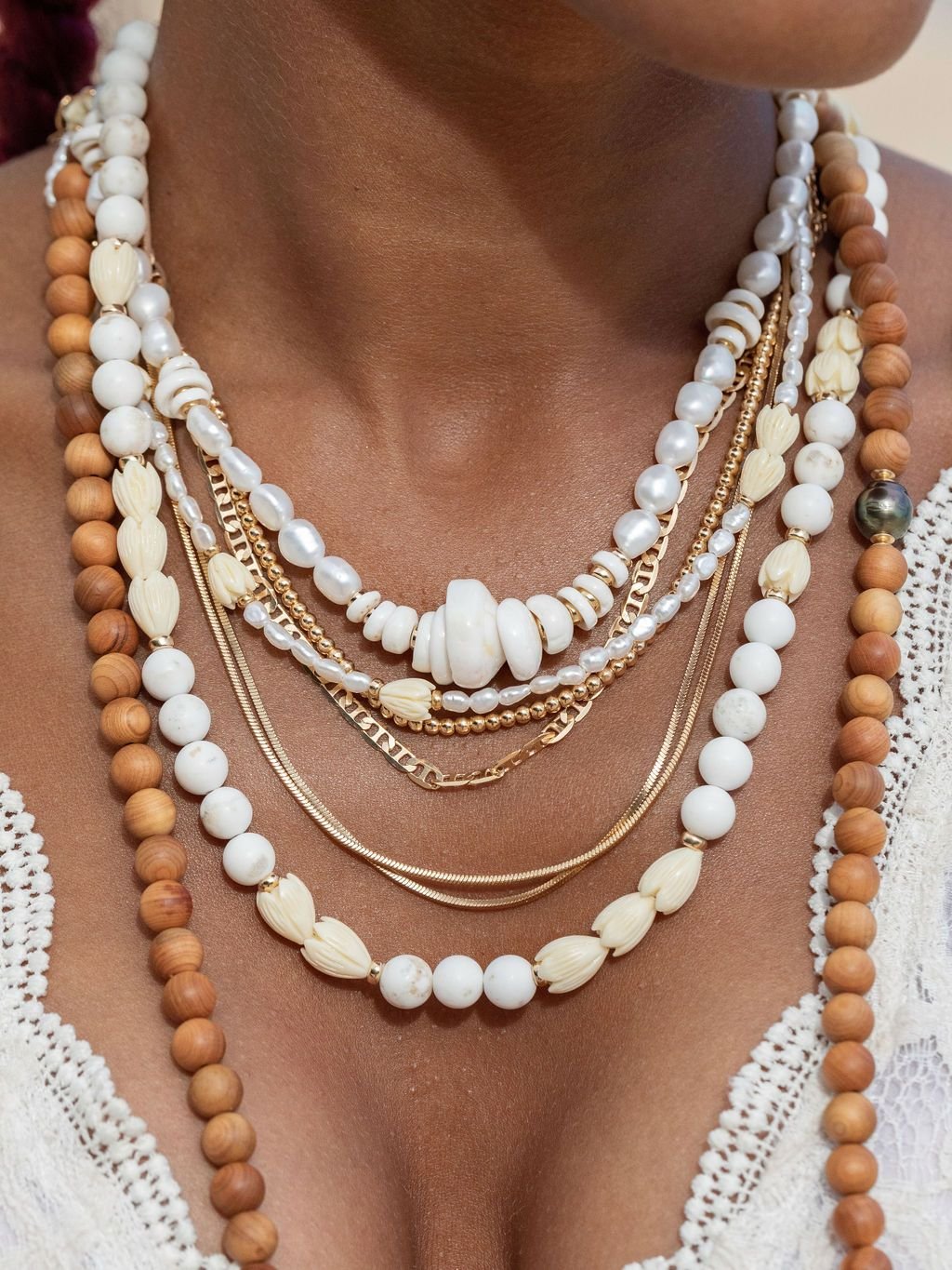 White Turquoise Pikake Flower Bead Necklace - Hakumele